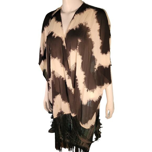 Mossimo Black White Fringe Cover-Up Shawl Sz L/XL Indie Boho Beachy Vacation - Picture 2 of 6